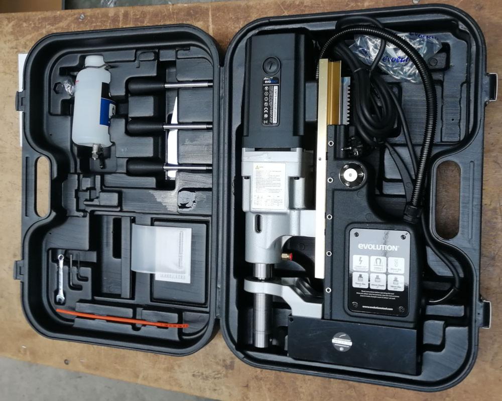 Perceuse ME7500 - perceuse puissante pour travaux de perçage intensifs, adaptée aux professionnels et aux ateliers